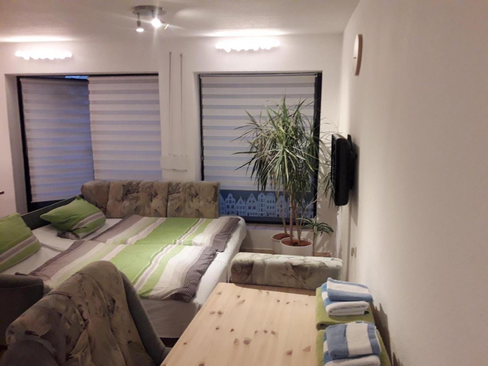 Kleine Ferienwohnung Am Stadtrand Von Lipsia Esterno foto