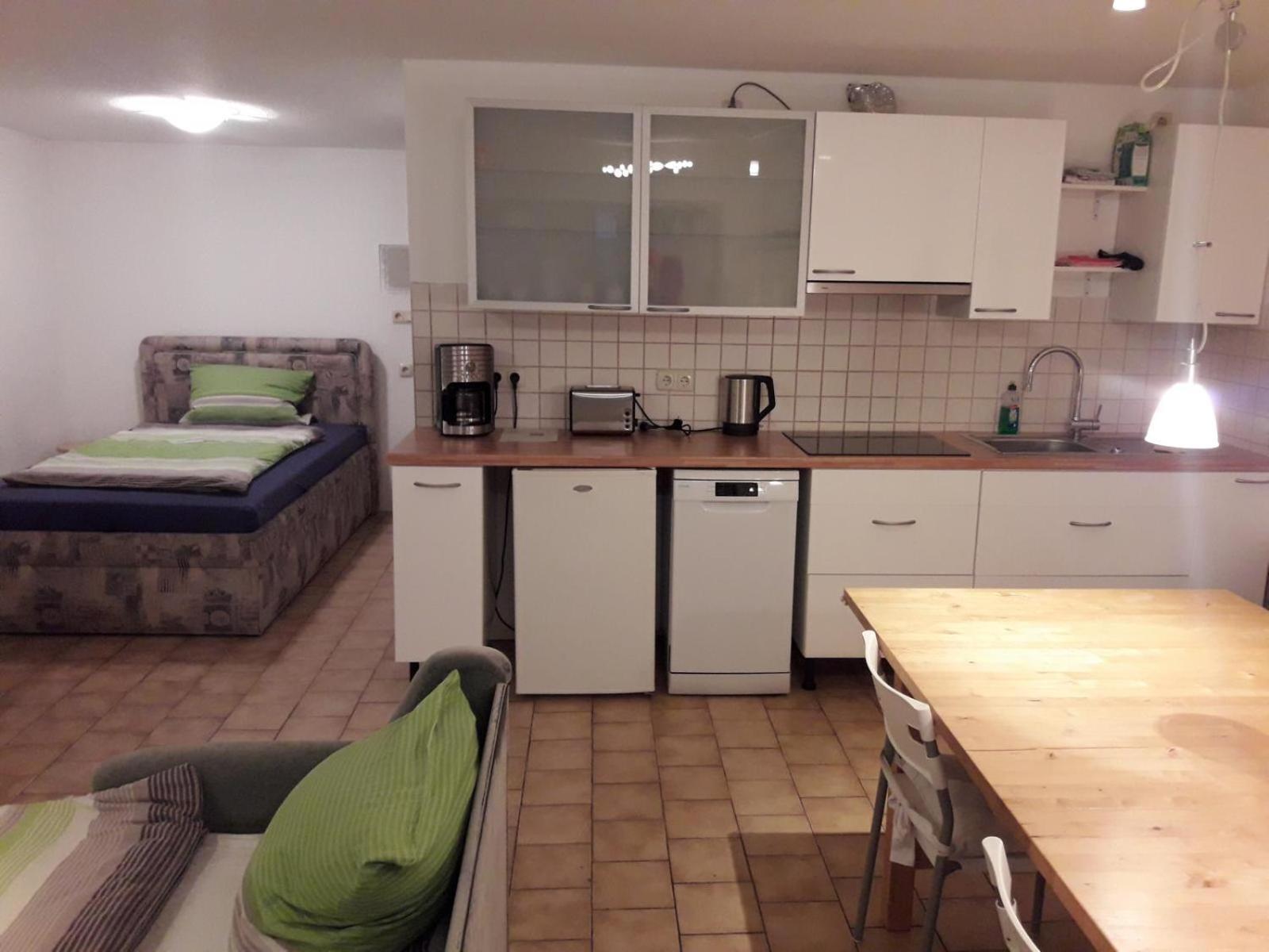 Kleine Ferienwohnung Am Stadtrand Von Lipsia Esterno foto